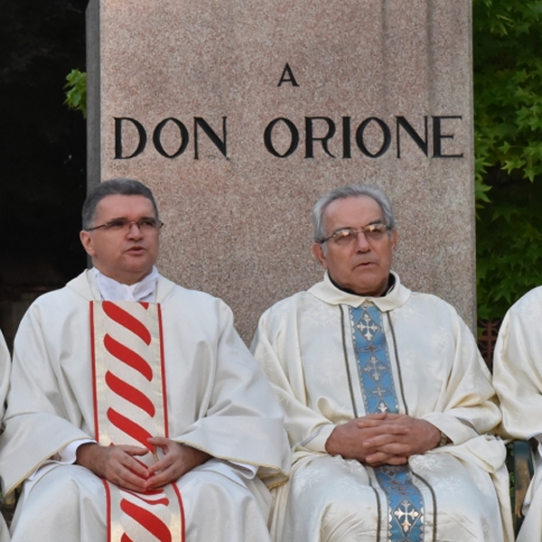 Pontecurone – Messa al monumento di Don Orione