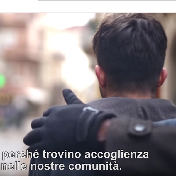 Il video del Papa – Accogliere i bisognosi