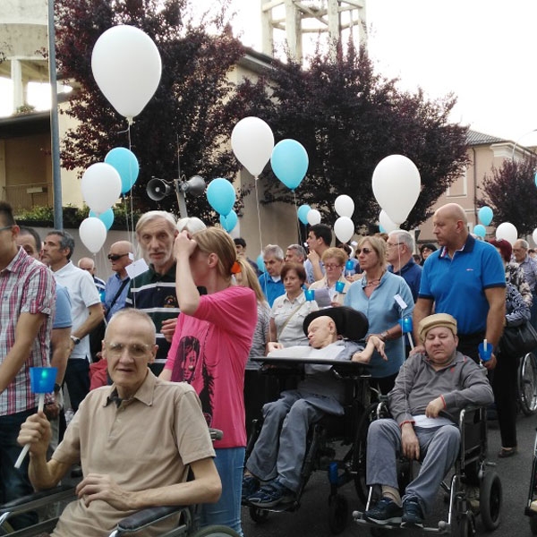 Seregno – Tanti cuori in festa, tanti palloncini in aria!