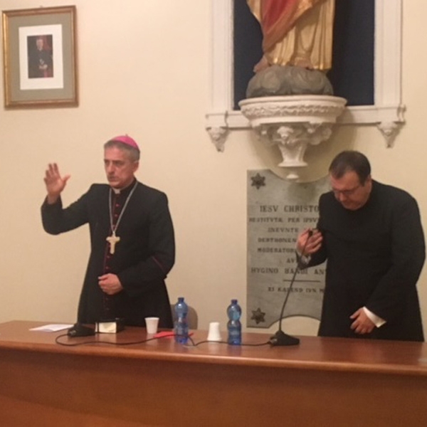 Tortona – Prolusione del vescovo Viola alla scuola di teologia