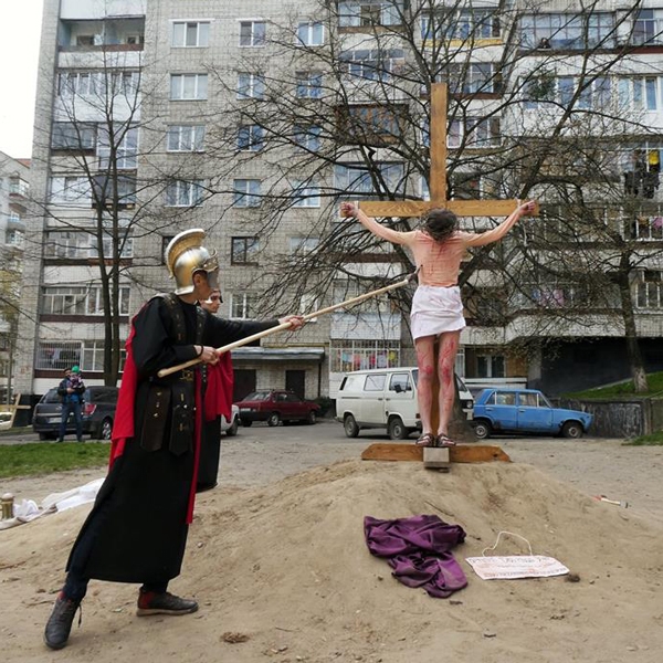 Ucraina – Via Crucis parrocchiale L’Viv