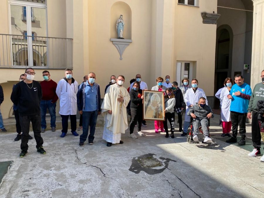 Napoli – San Giovanni Paolo II, prega per noi!