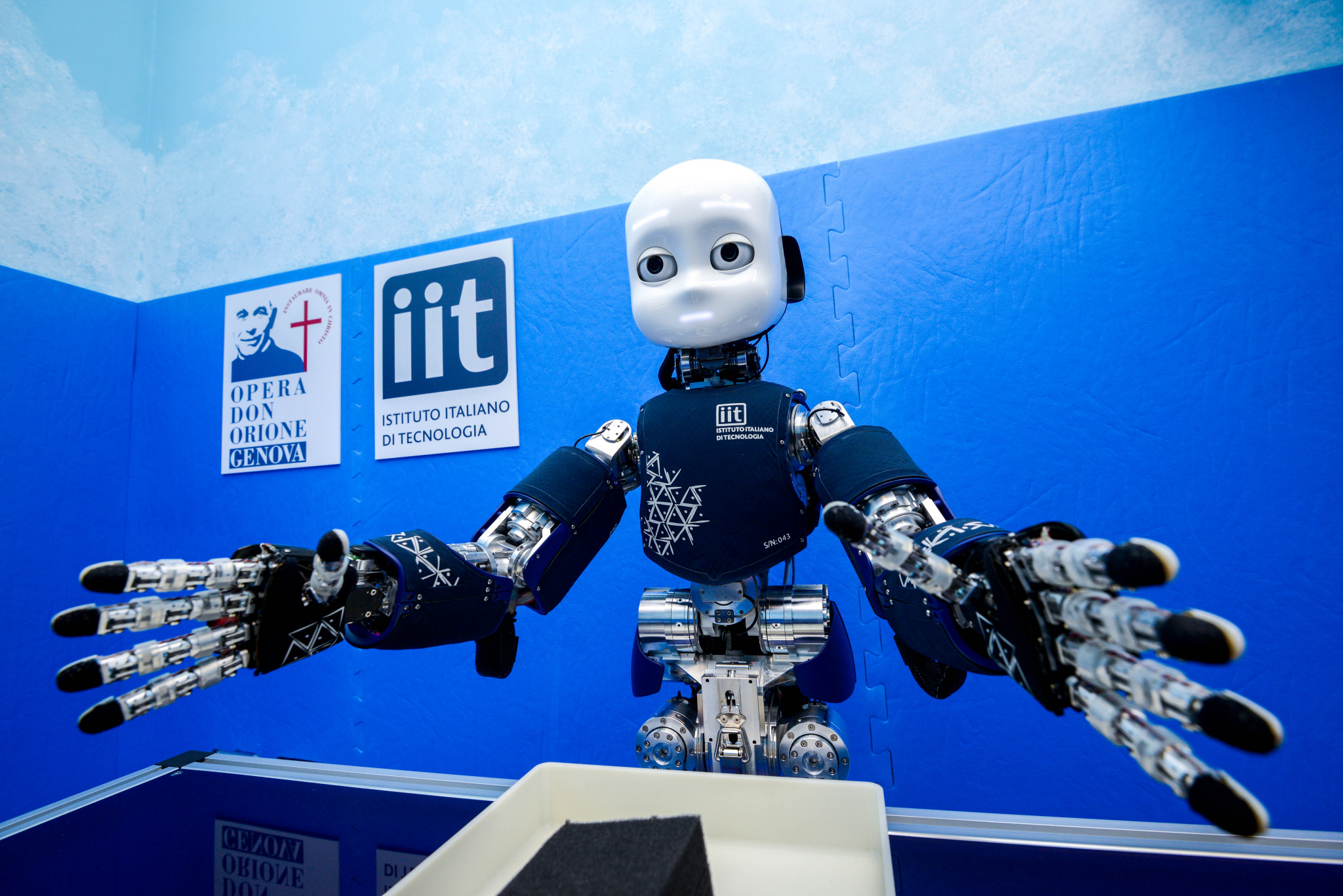 Genova - Dott. Robot: un umanoide in aiuto dei bambini autistici