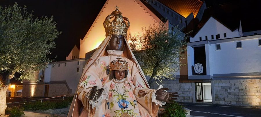 Foggia – In festa ai piedi della Madonna Incoronata