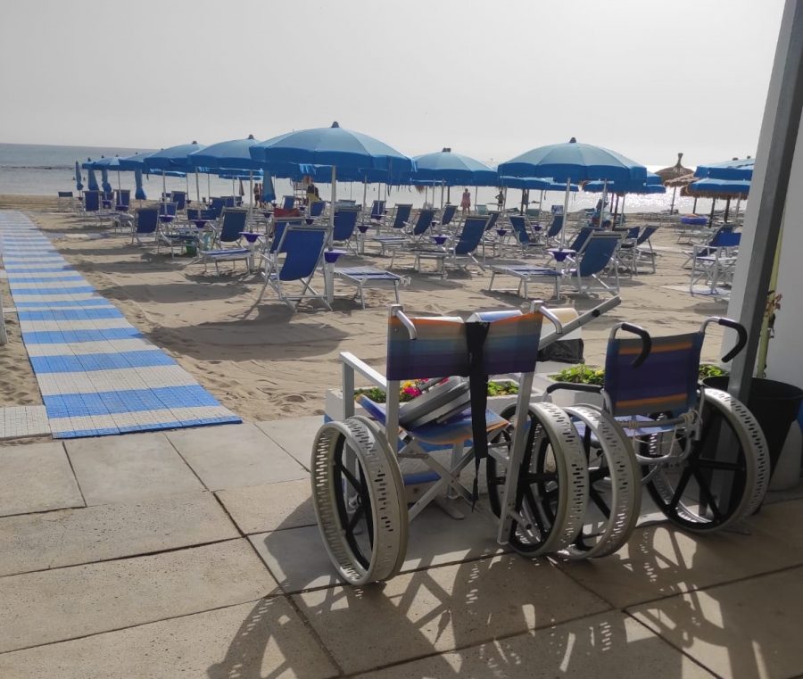 Pescara – Mare bandiera blu allo stabilimento inclusivo del Don Orione