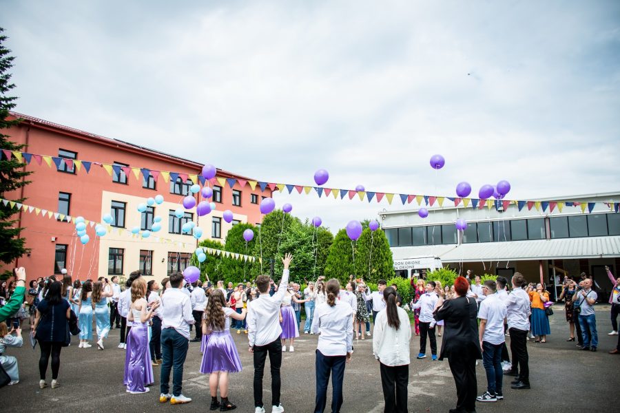 Chiesa – A quanti sono coinvolti nella missione educativa delle scuole cattoliche