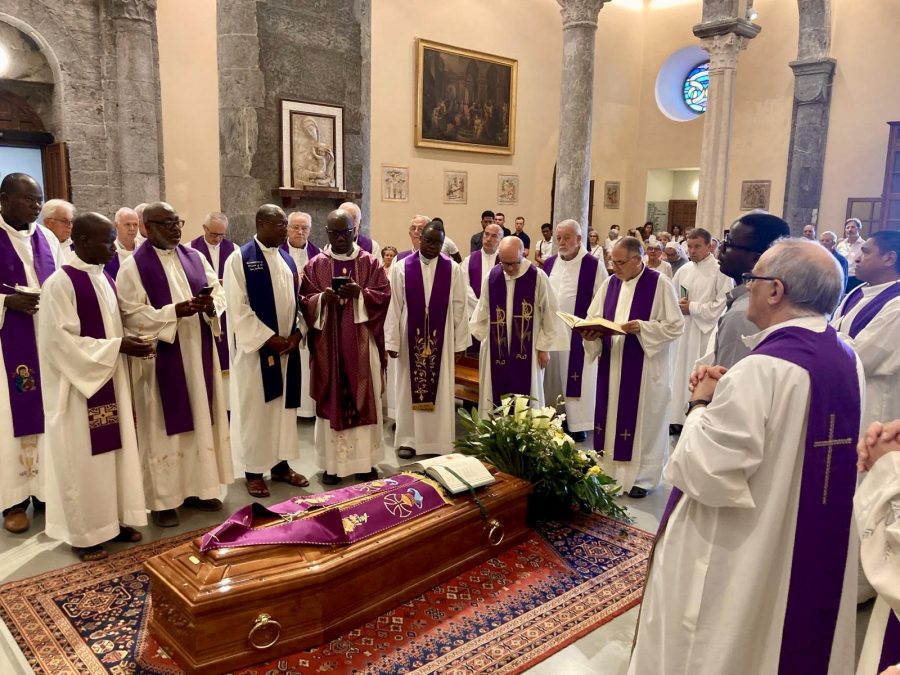 Genova – Un Angelo tra gli Angeli: riposa in pace Don Girolami