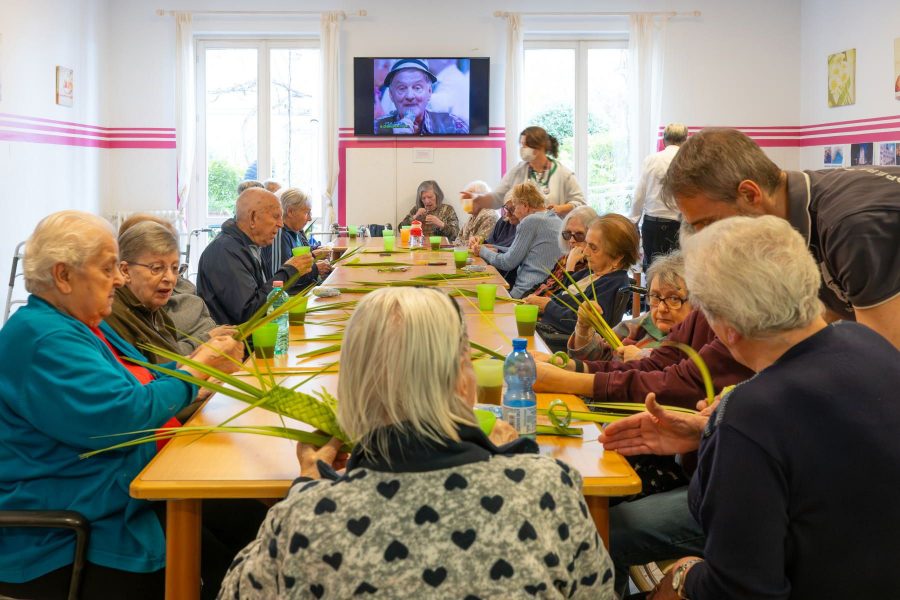 Sanremo – La tradizione dei palmureli rivive al Piccolo Cottolengo