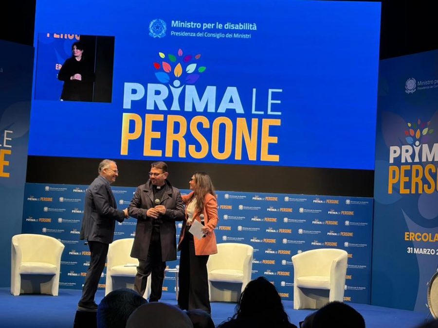 Ercolano – Prima le persone: la visita del Ministro per le Disabilità